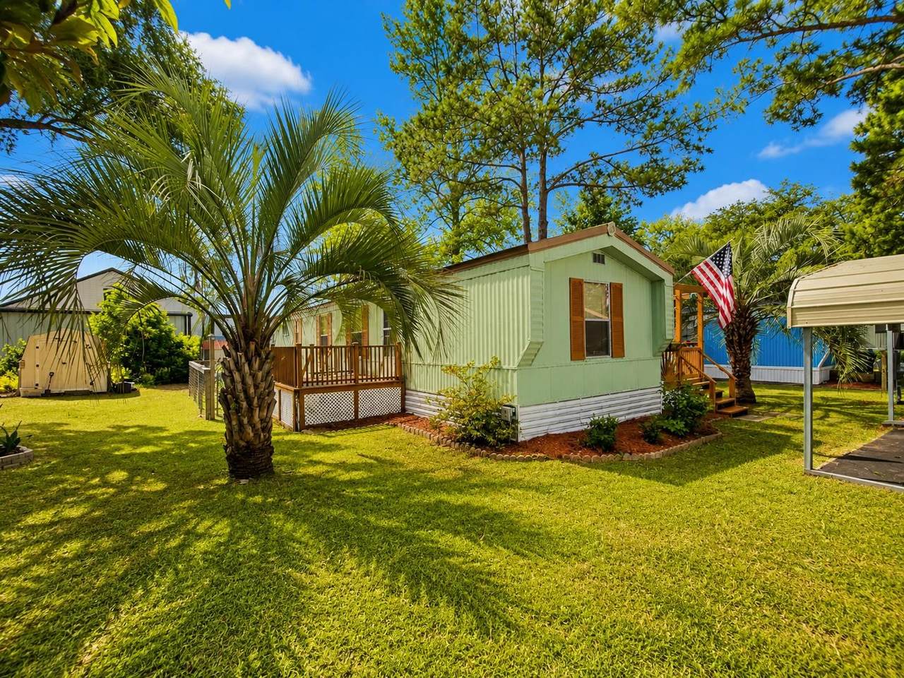 151 Crooked Island Circle - Photo 1
