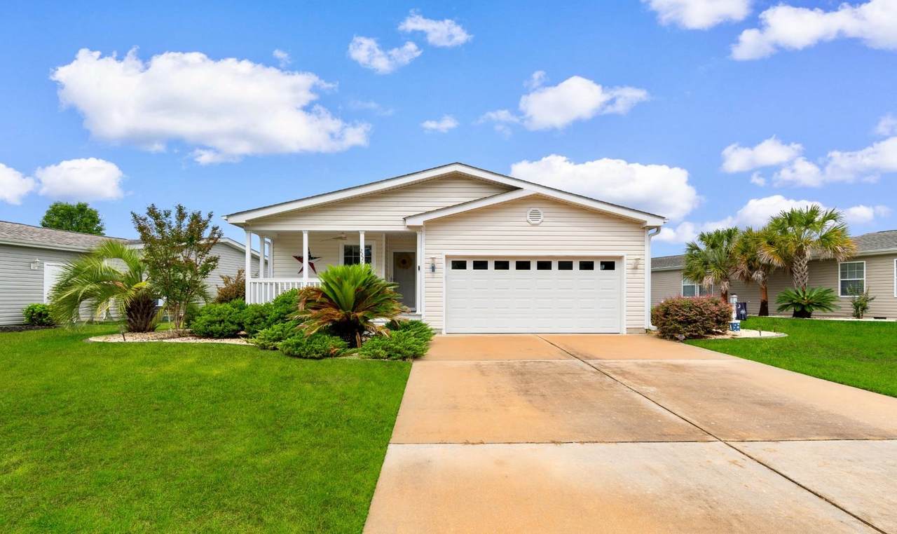 222 Lakeside Crossing Dr. - Photo 1