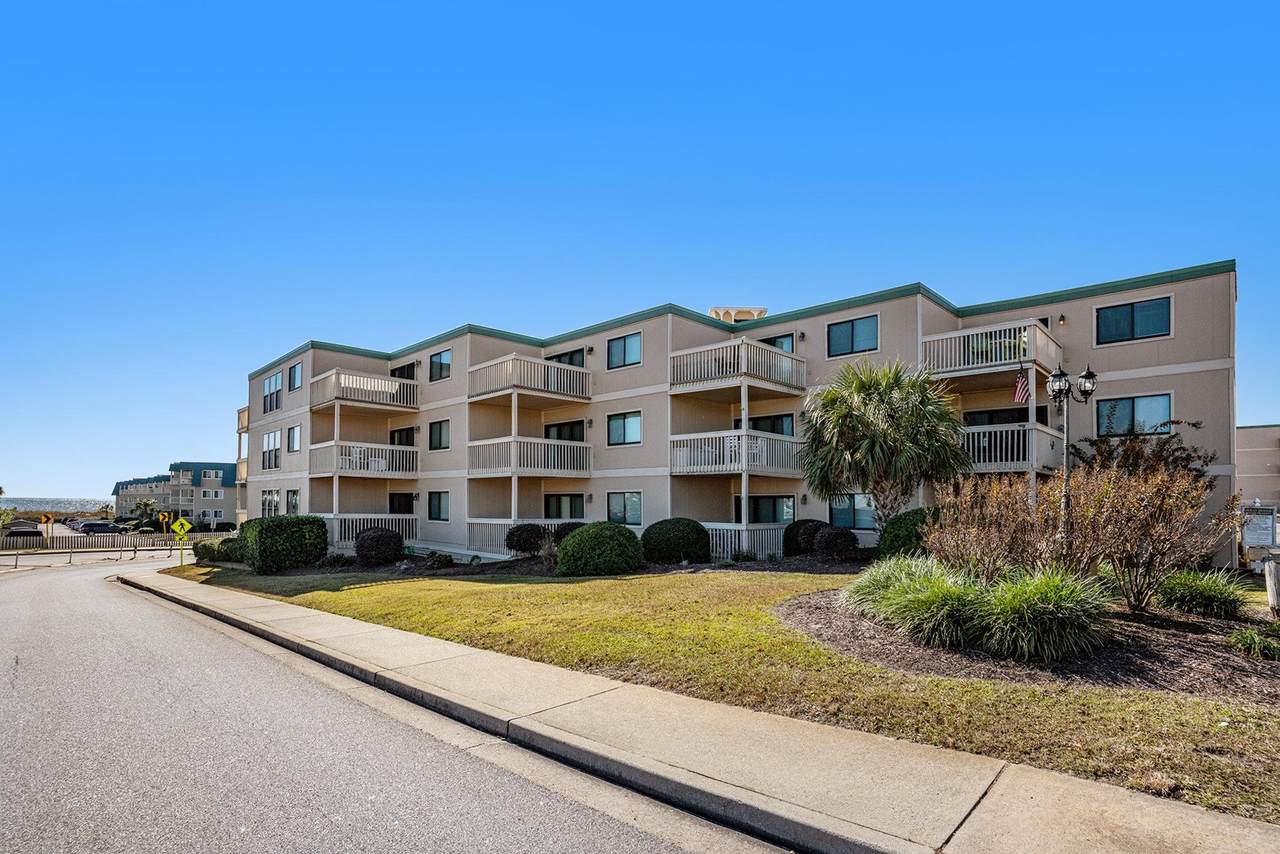 9661 Shore Dr. - Photo 1