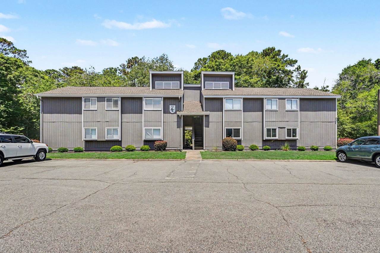 10301 N Kings Hwy. - Photo 1