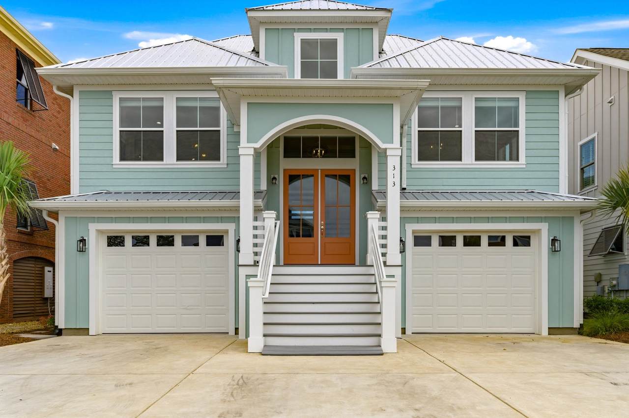 313 Harbour View Dr. - Photo 1