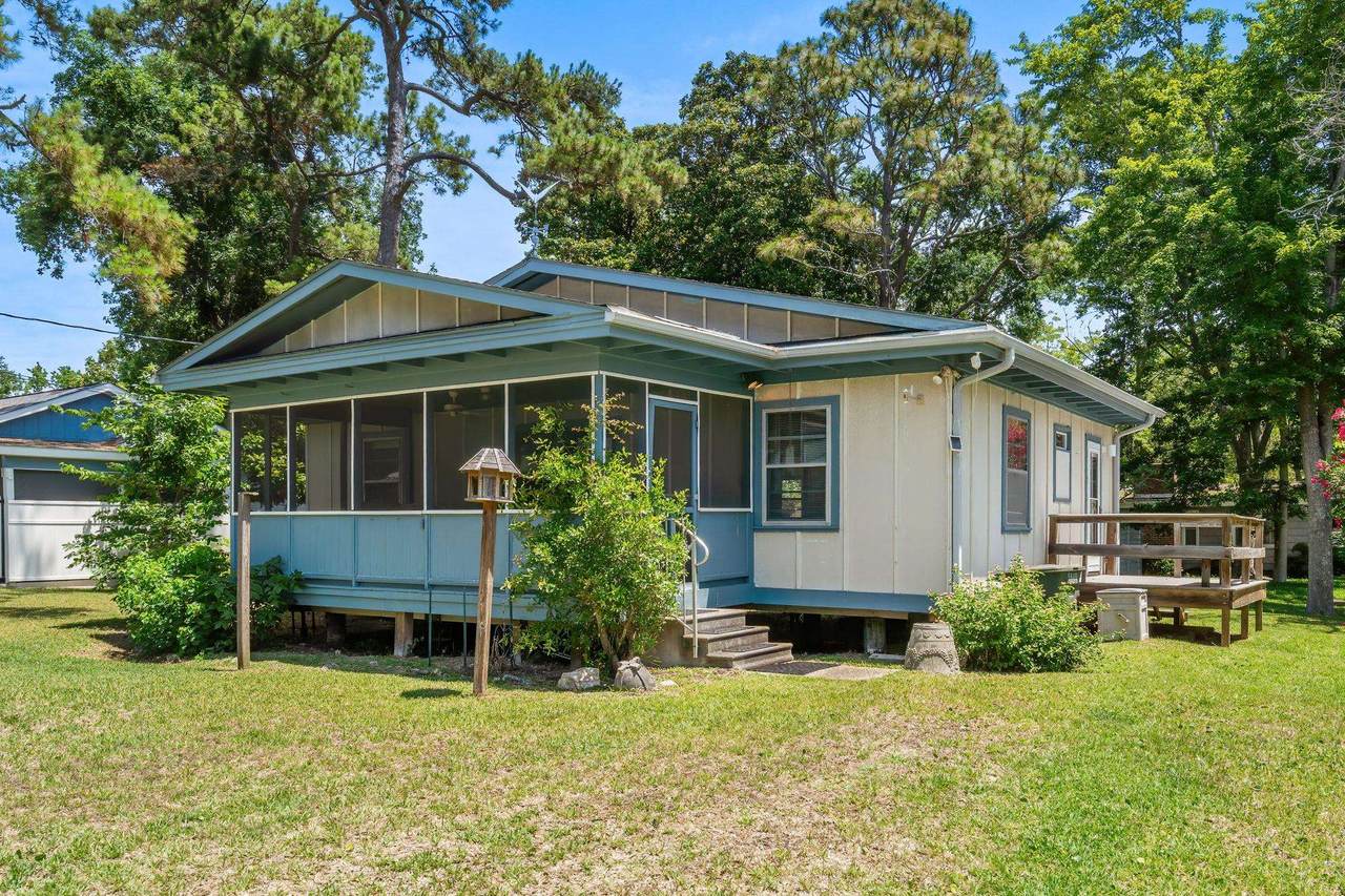 504 36th Ave. S - Photo 1