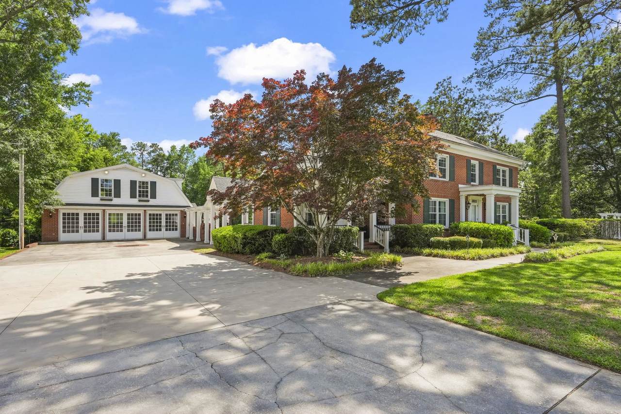 5622 Main St. - Photo 1