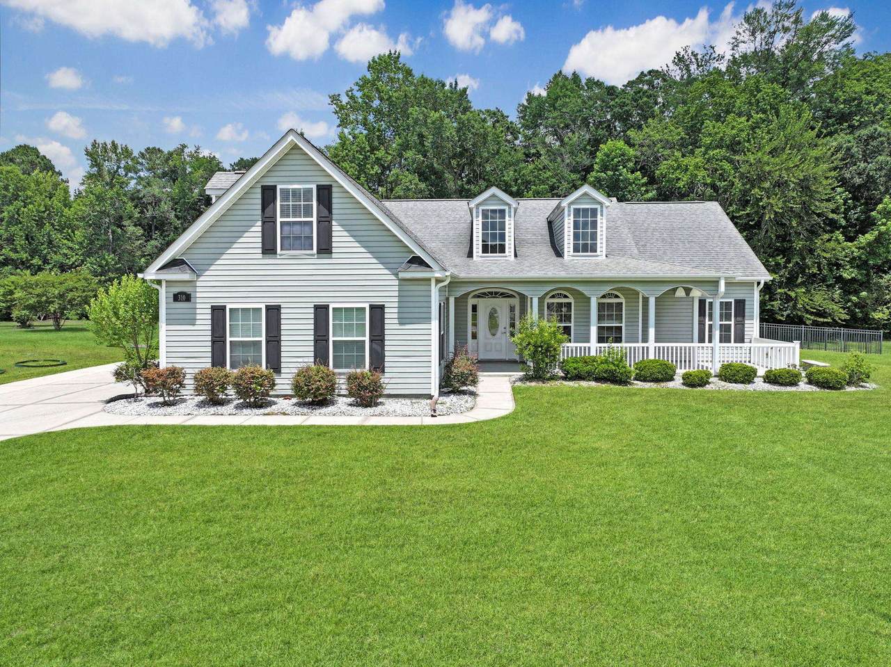 310 Moulton Dr. - Photo 1