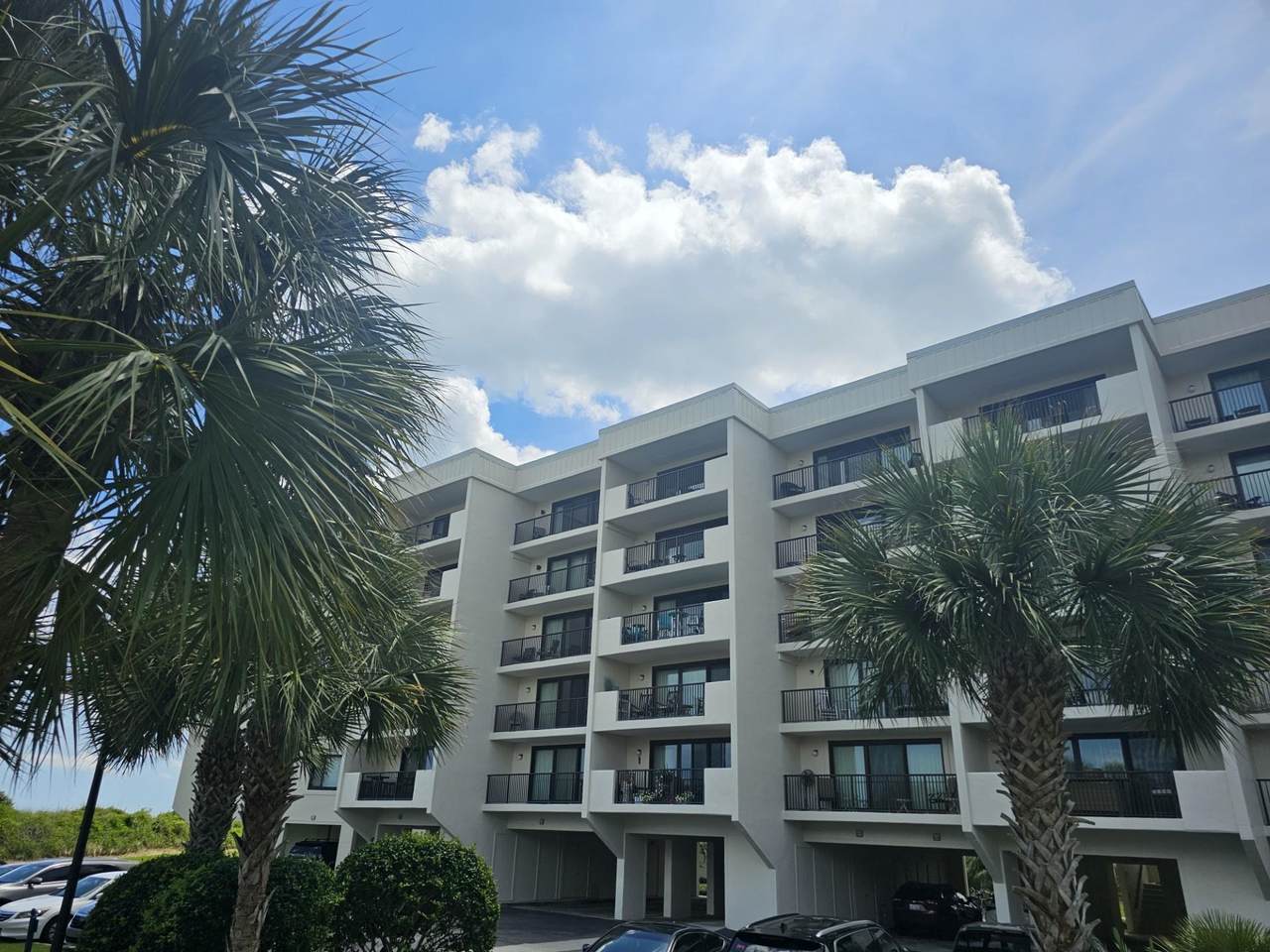 741 Retreat Beach Circle - Photo 1