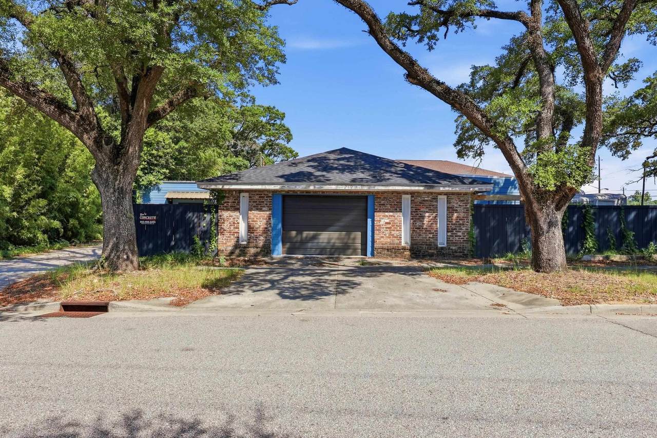 219 Dozier St. - Photo 1
