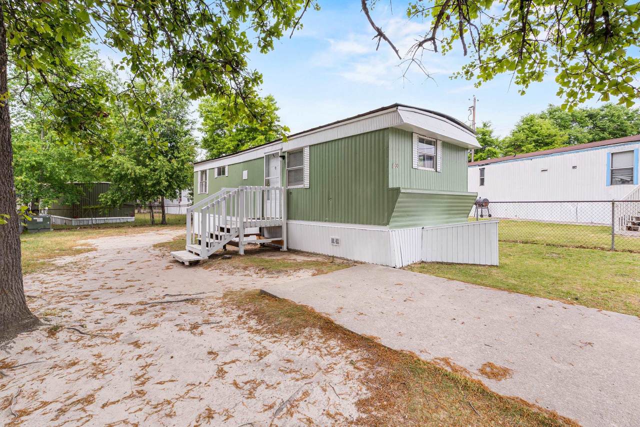101 Dubbs Ave - Photo 1