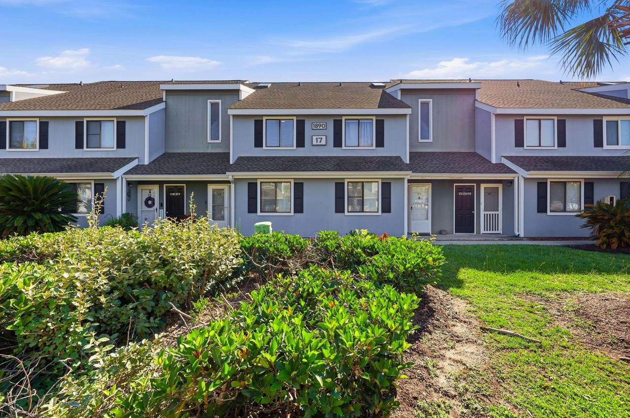 1890 Colony Dr. - Photo 1