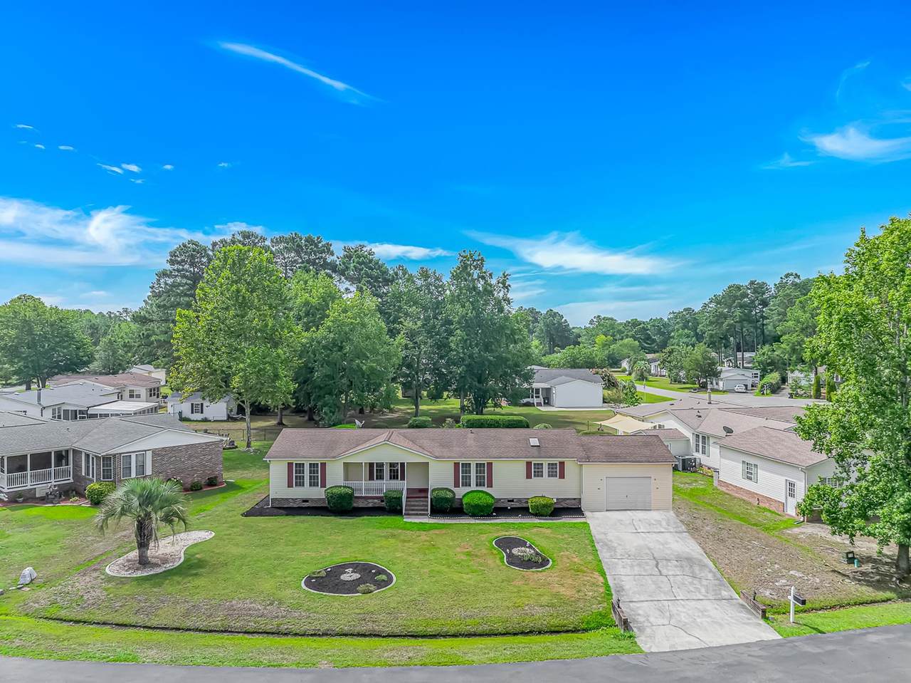 1013 Palm Ct. - Photo 1