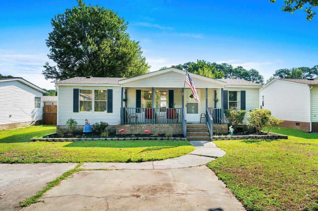 3254 Lyndon Dr. - Photo 1