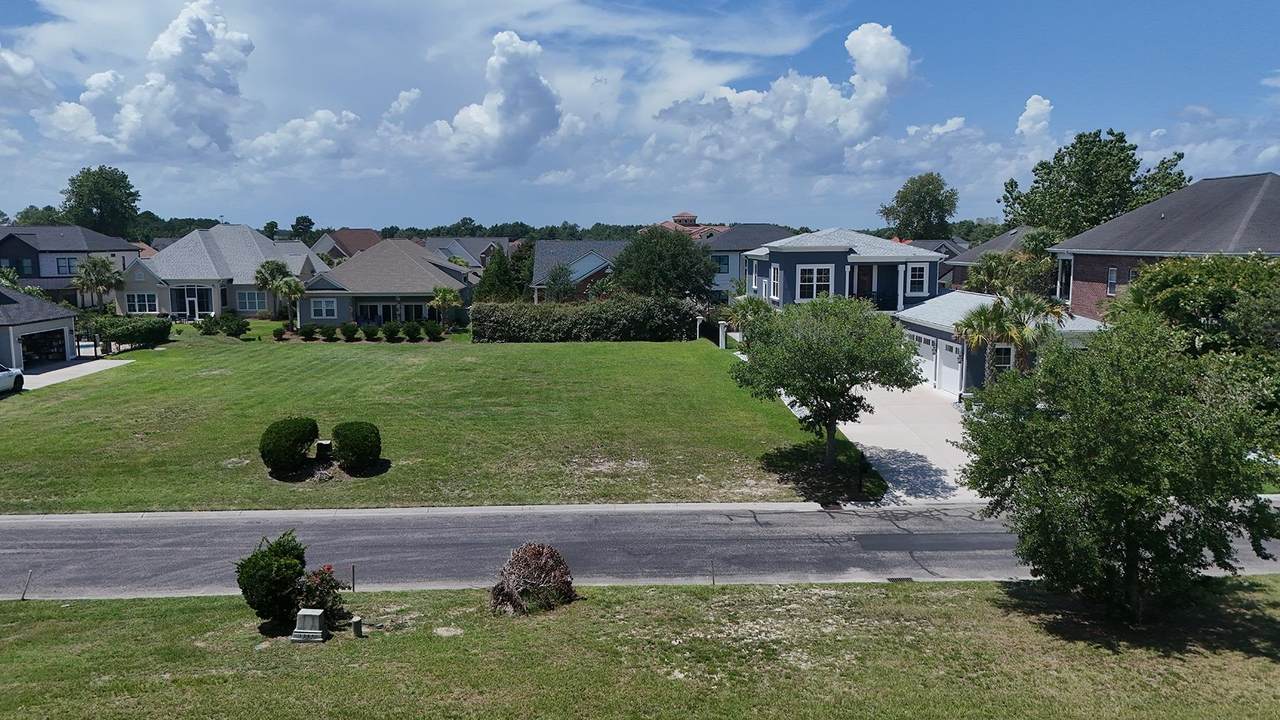 871 Waterton Ave. - Photo 1