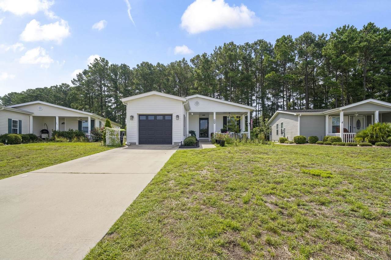 227 Lakeside Crossing Dr. - Photo 1