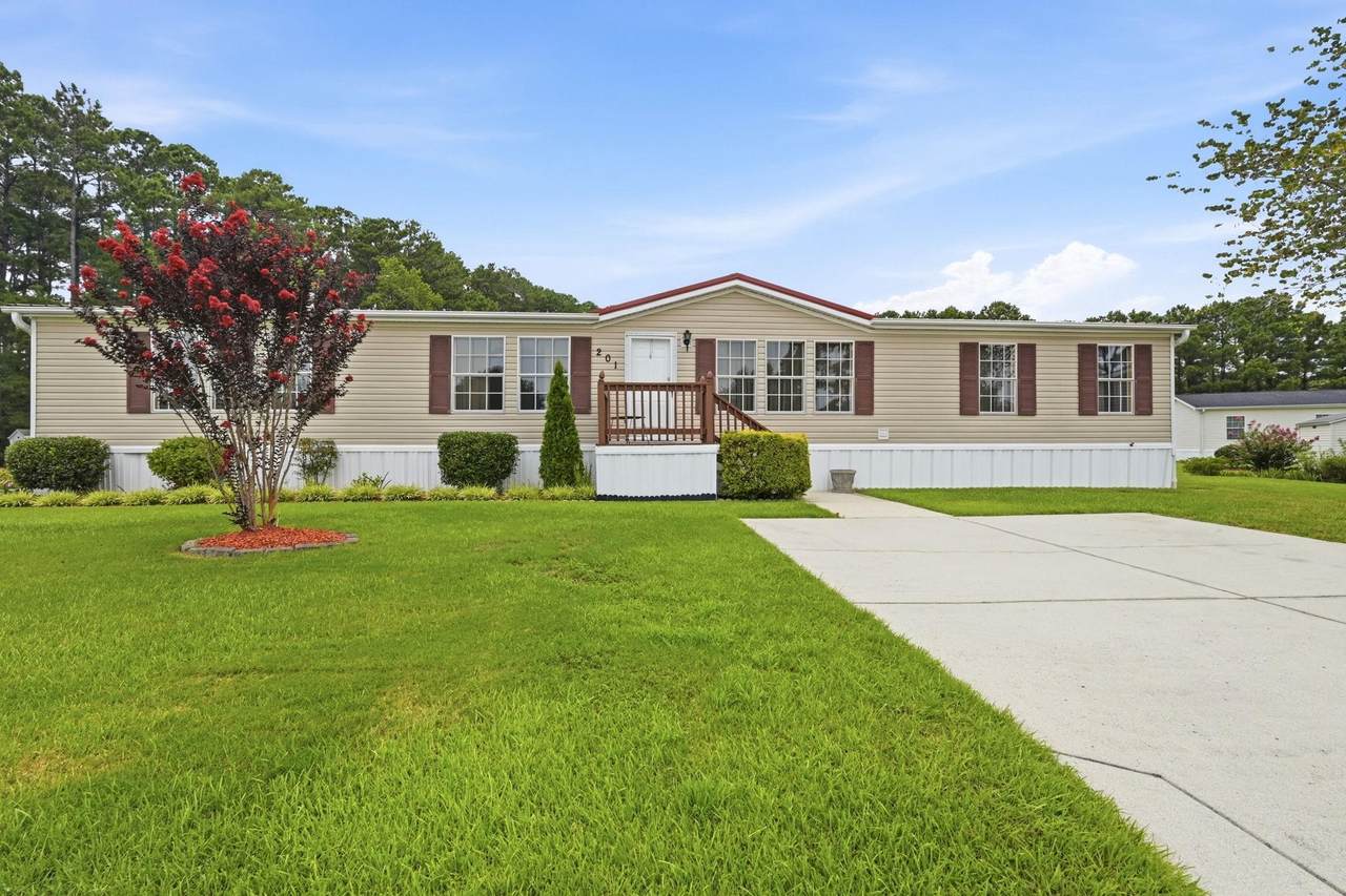 201 Davis Shelley Circle - Photo 1