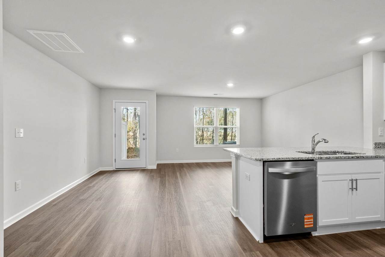 https://bt-photos.global.ssl.fastly.net/ccar/1280_boomver_1_2619659-2.jpg