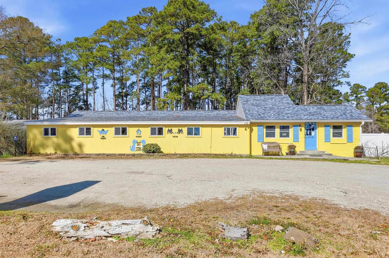 3054 Forestbrook Rd. - Photo 1