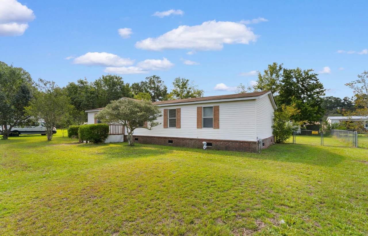 5183 Limbaugh Ln. - Photo 1