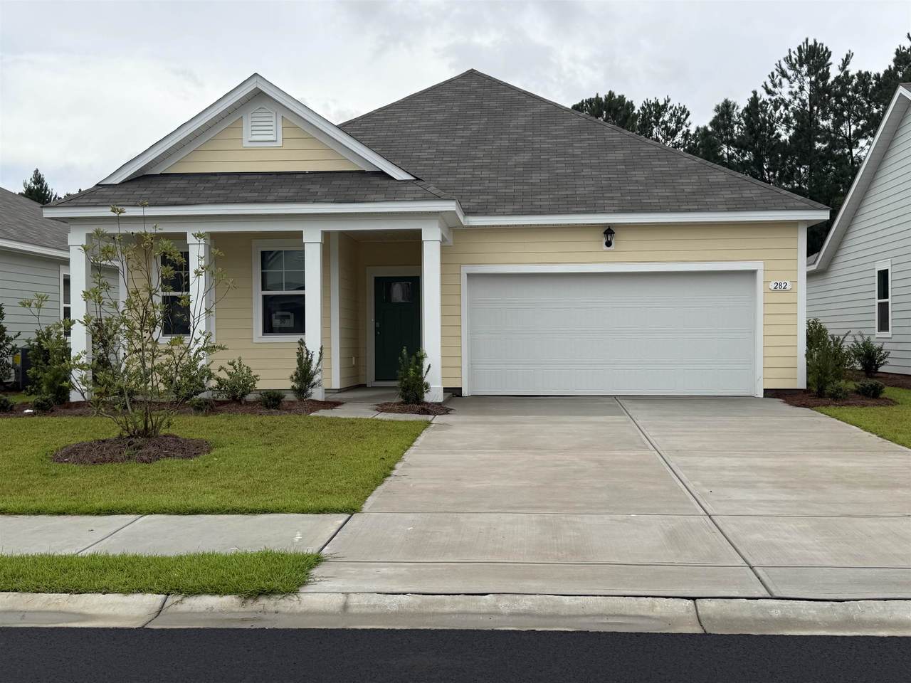 282 Ridley St - Photo 1