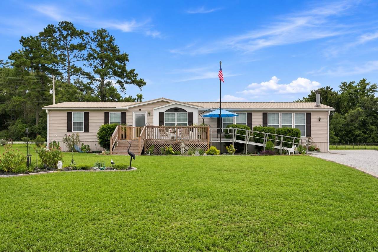 6284 Donahue Dr. - Photo 1