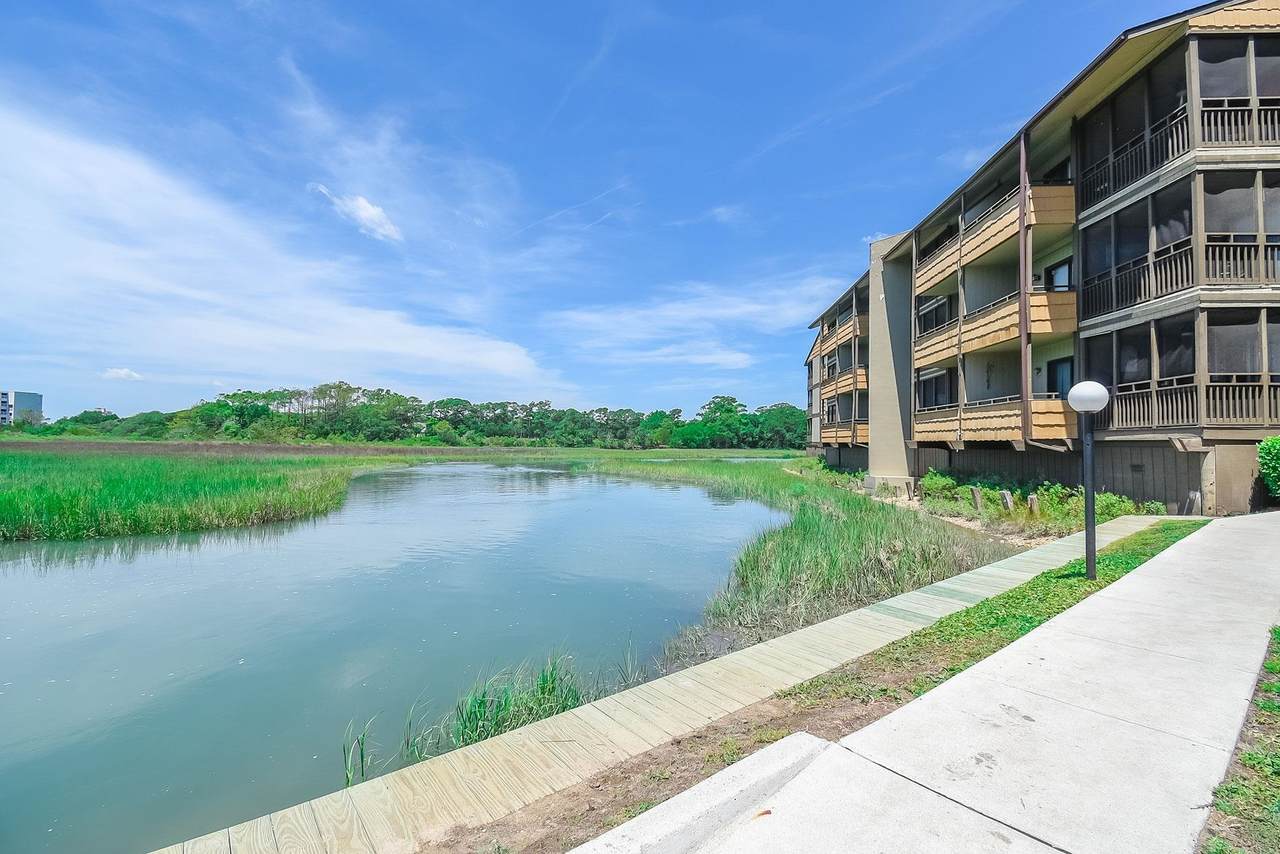 9501 Shore Dr. - Photo 1