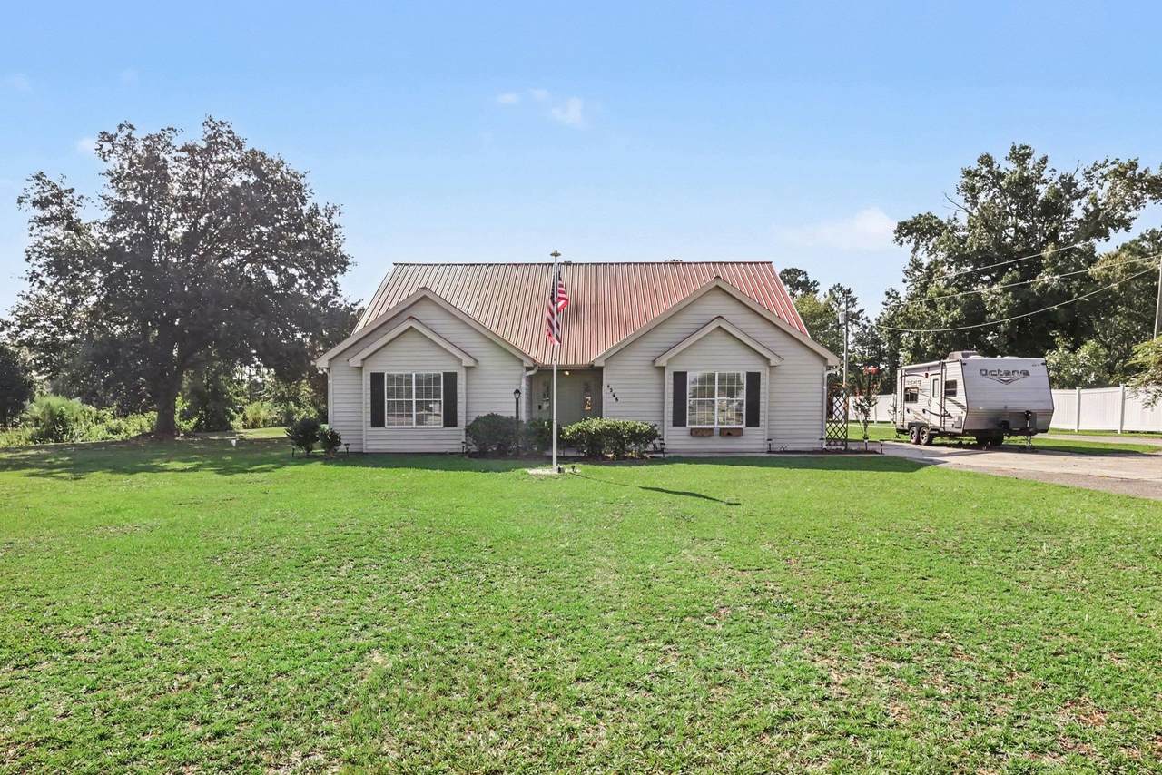 4268 Highway 90 - Photo 1