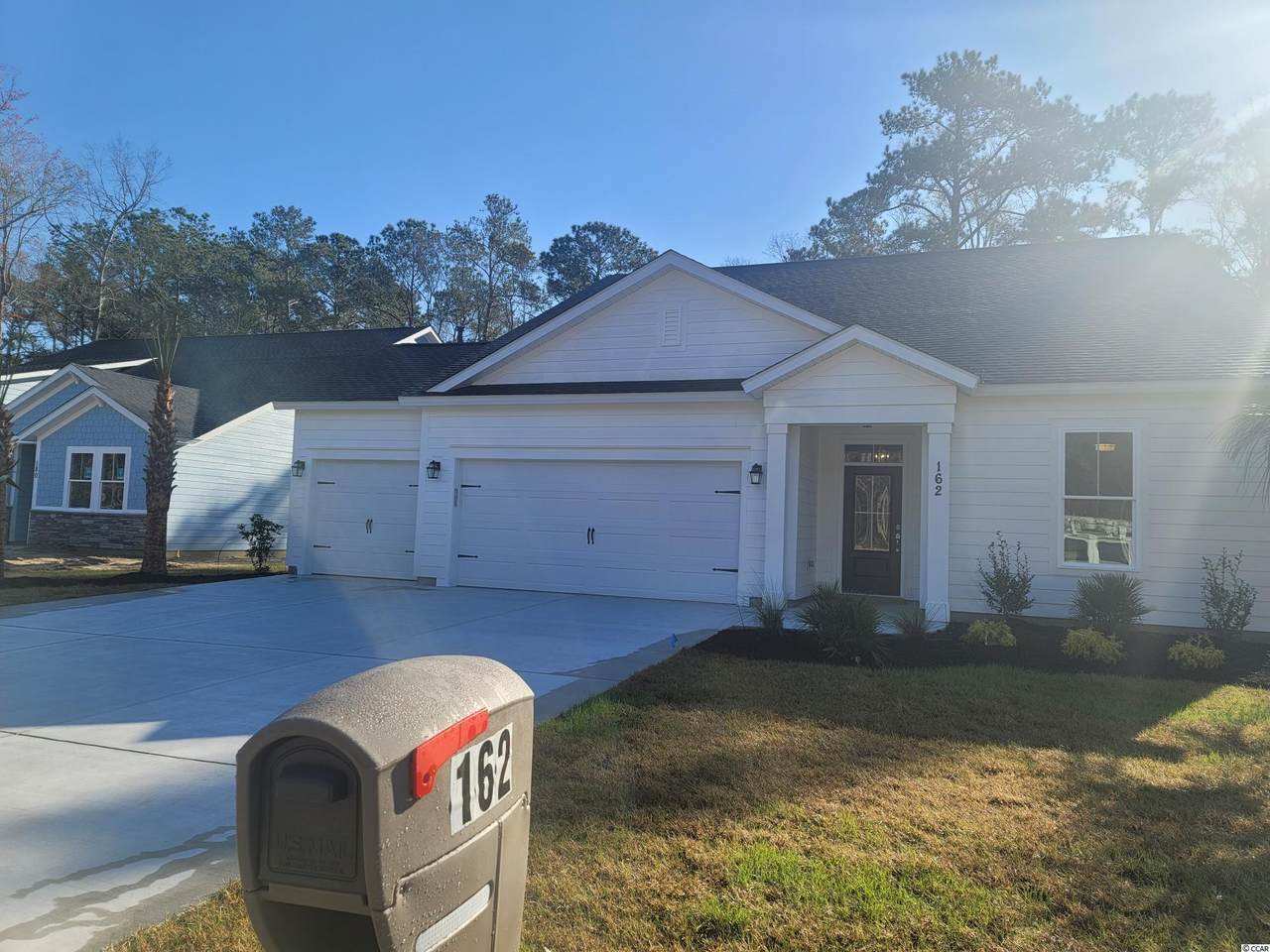 162 Caroline Ct. - Photo 1