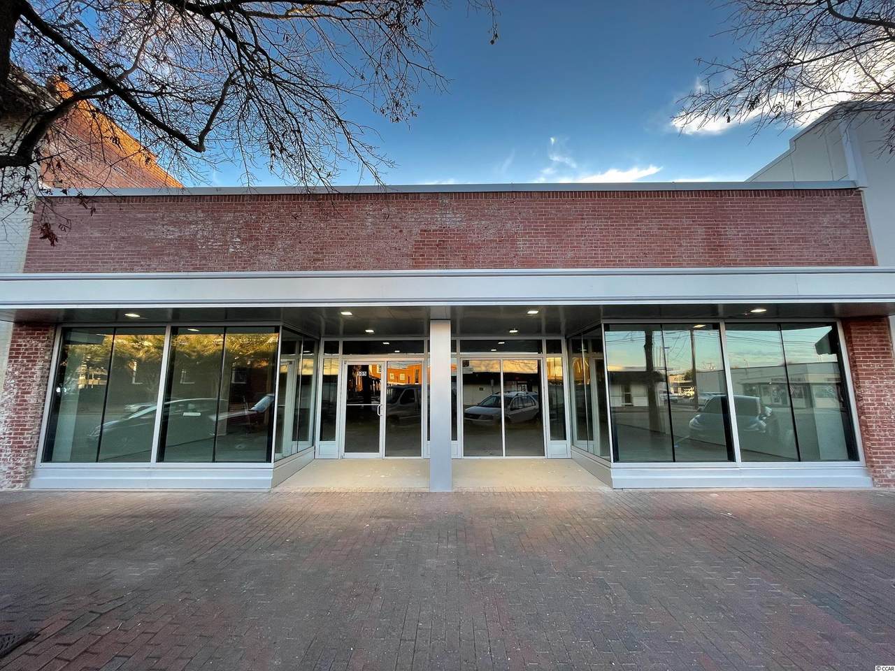 505 9th Ave. N - Photo 1
