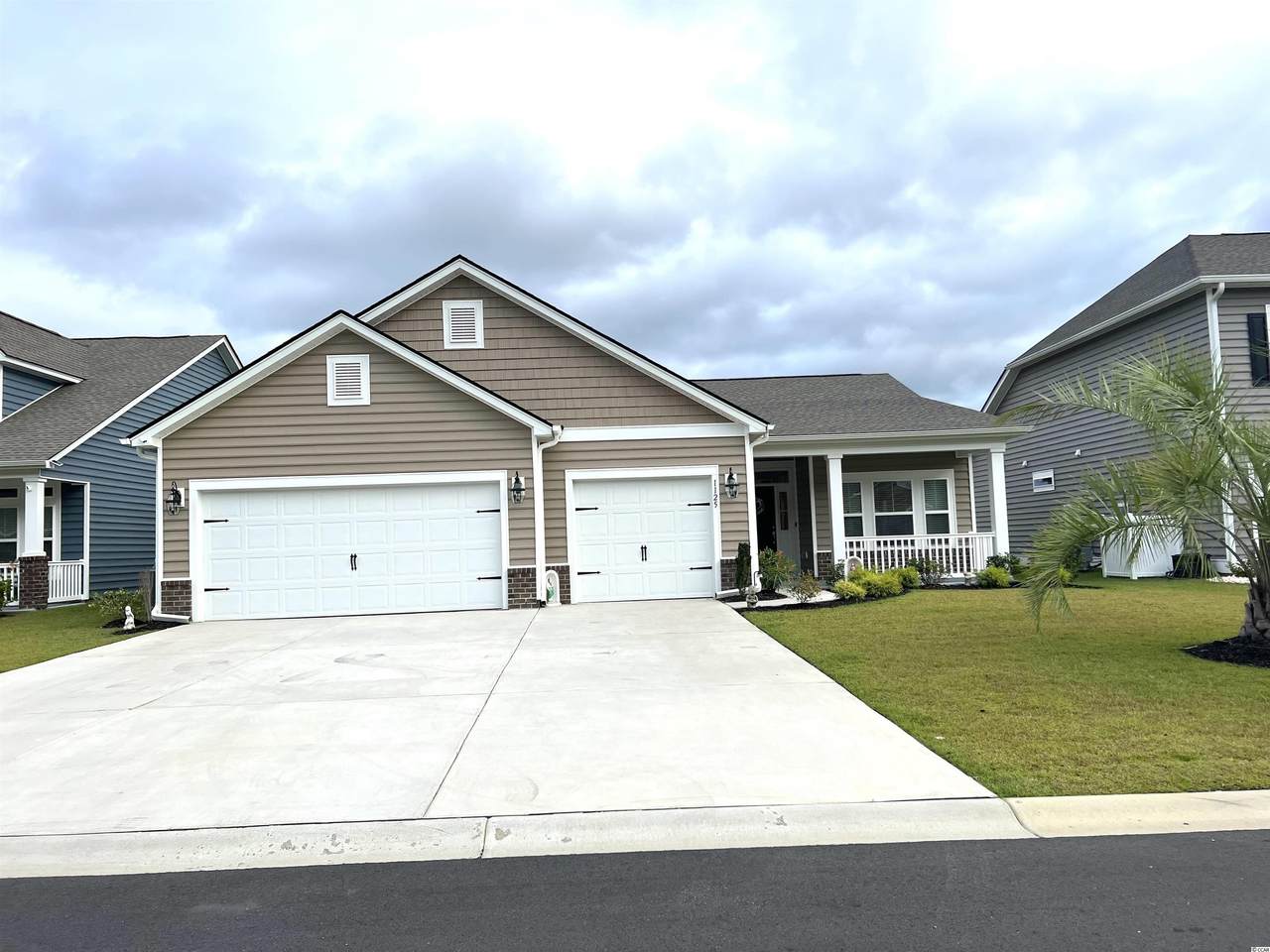 1125 Harbison Circle - Photo 1
