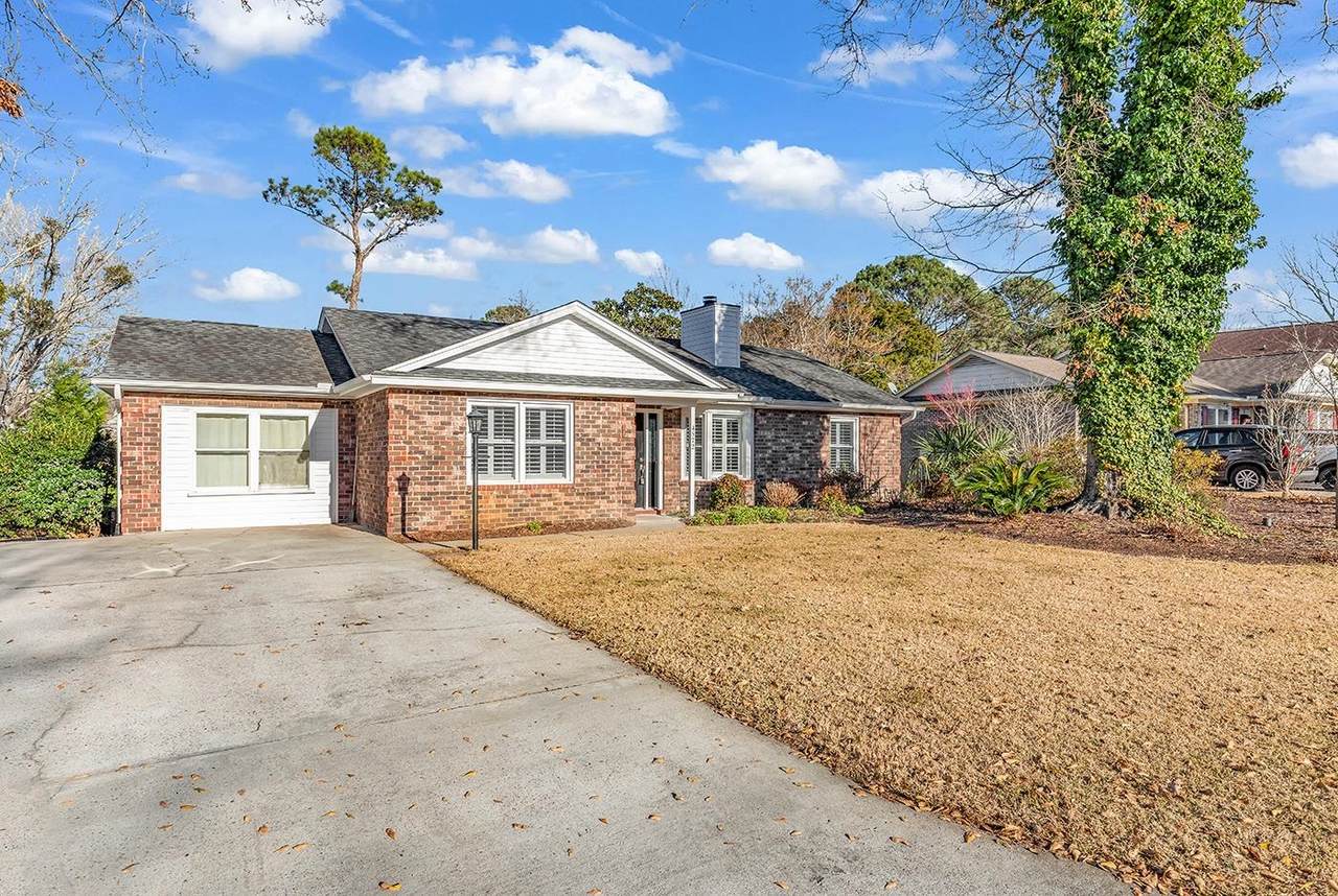 4572 Mandi Ave. - Photo 1