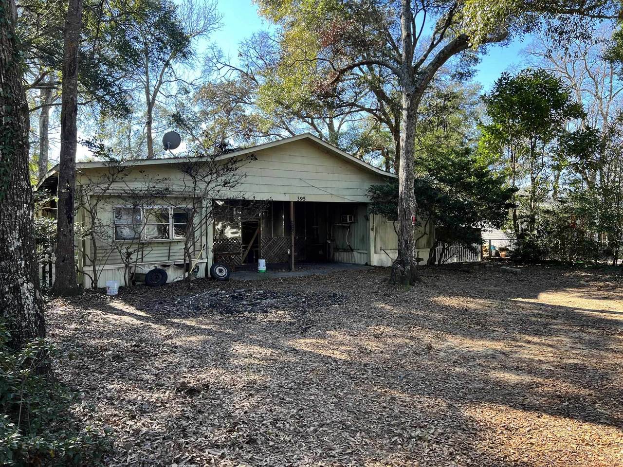 395 Stanley Dr. - Photo 1