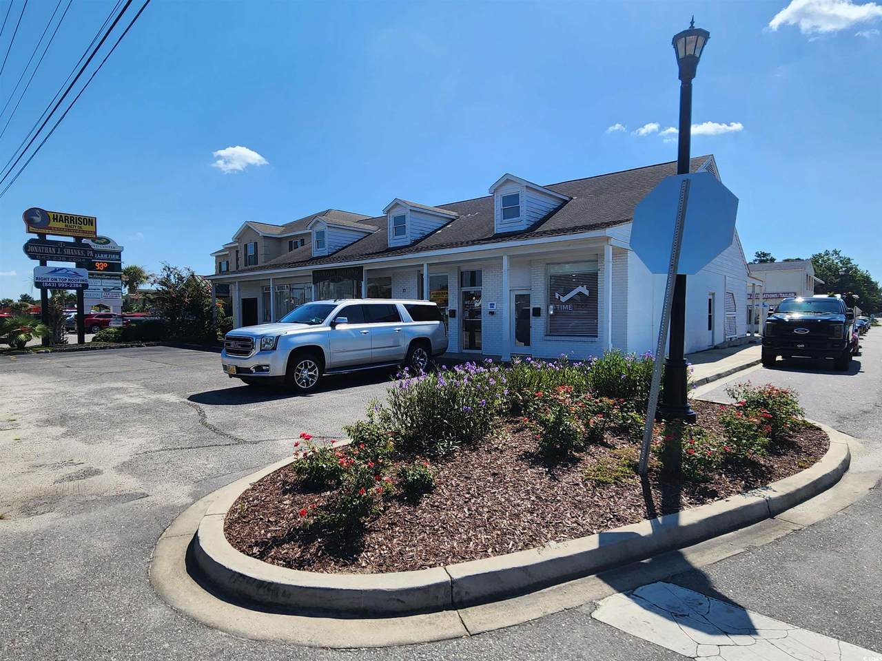 17 Hwy 17 S - Photo 1