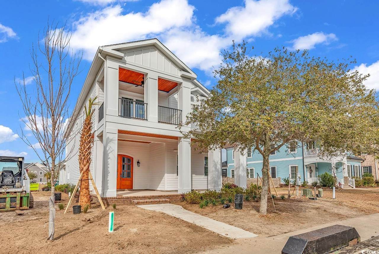 319 West Palms Dr. - Photo 1
