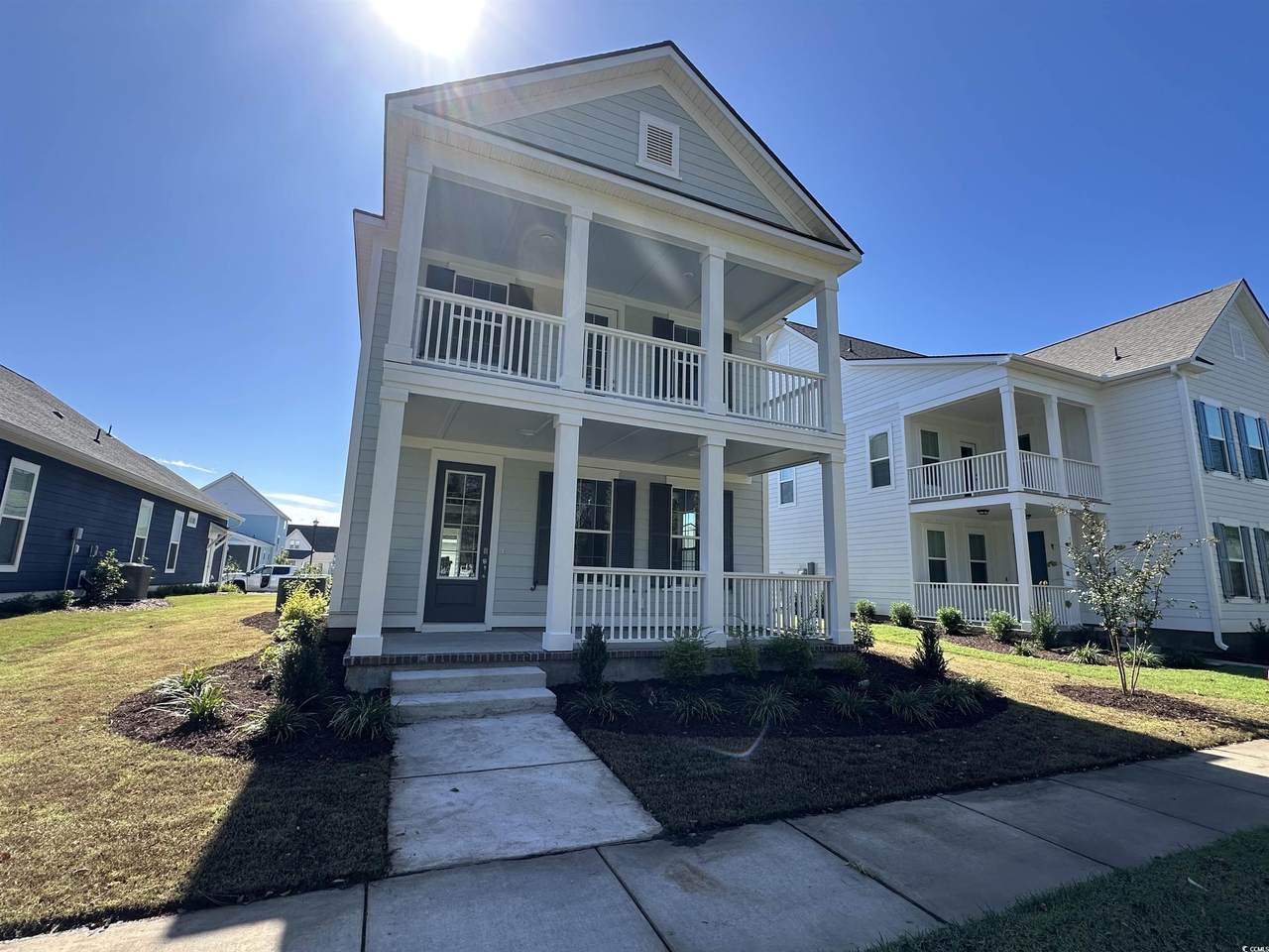 726 Macon Alley - Photo 1
