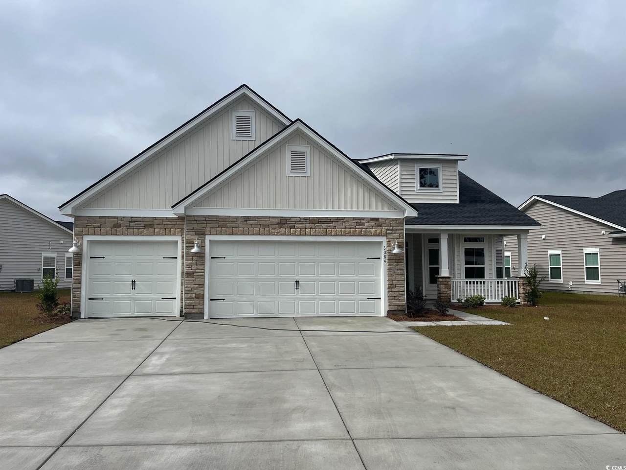 6084 Zoe Way - Photo 1