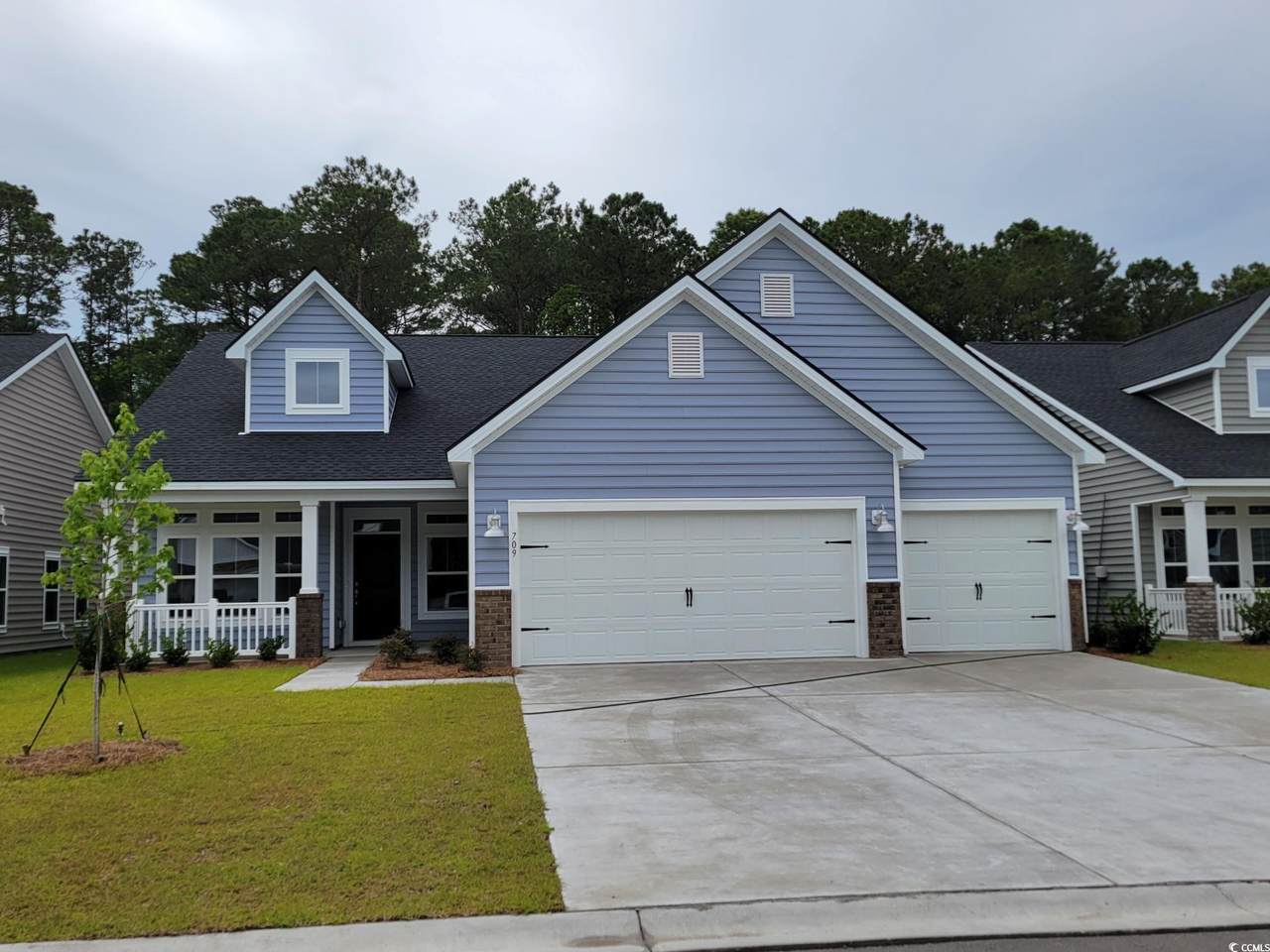 709 Isle Verde Dr - Photo 1
