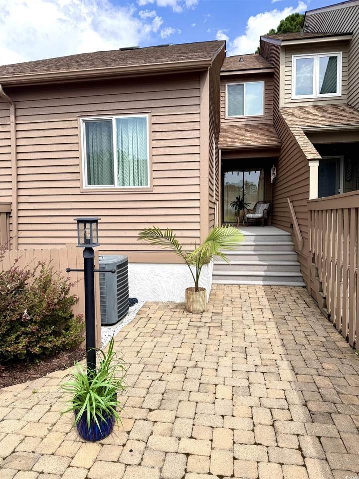 4000 Fairway Lakes Dr. - Photo 1