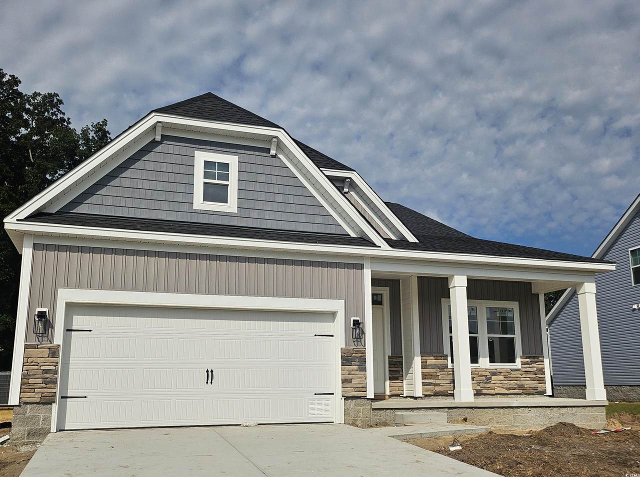 476 Honeyhill Loop - Photo 1