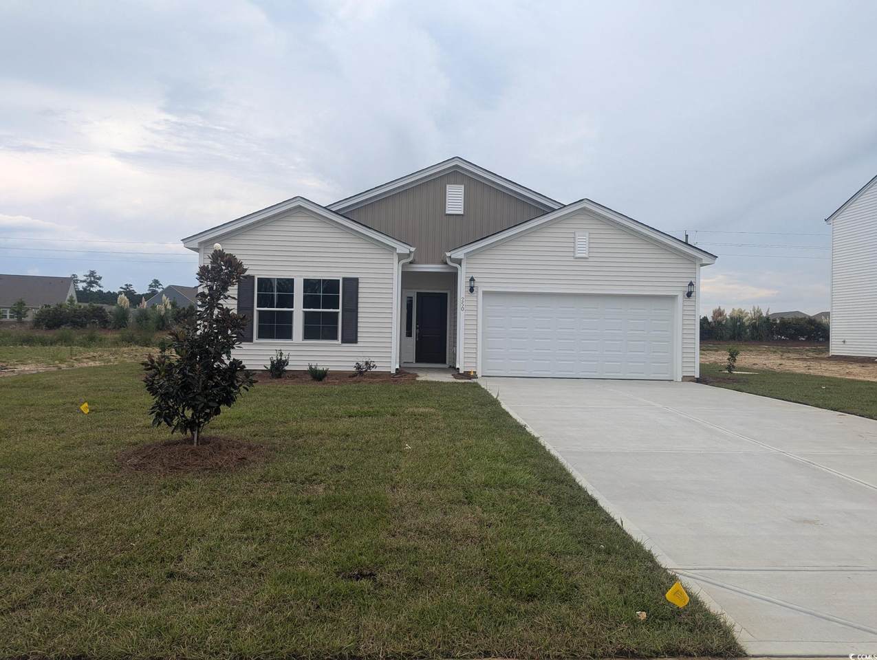 250 Mayflower Dr. - Photo 1