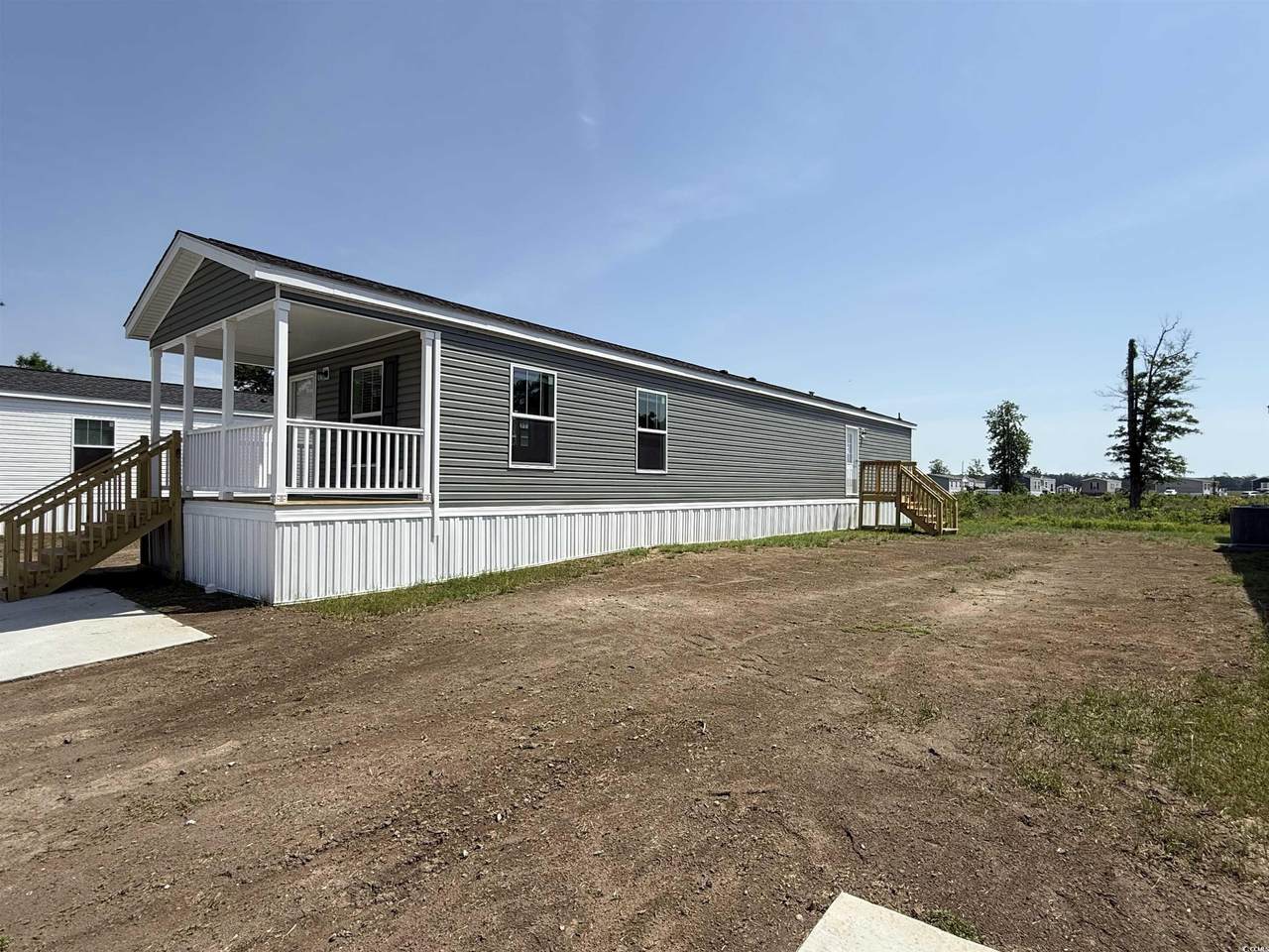 516 King Air Ct - Photo 1