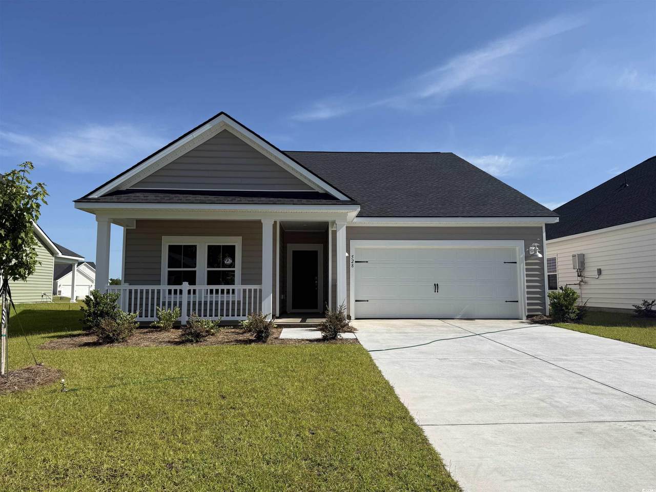 528 Magnolia Terrace Dr - Photo 1