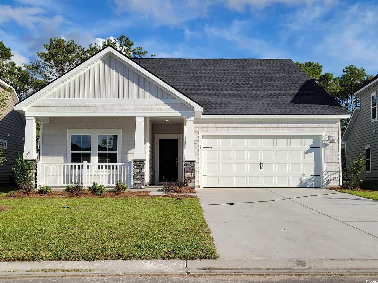 493 Magnolia Terrace Dr - Photo 1