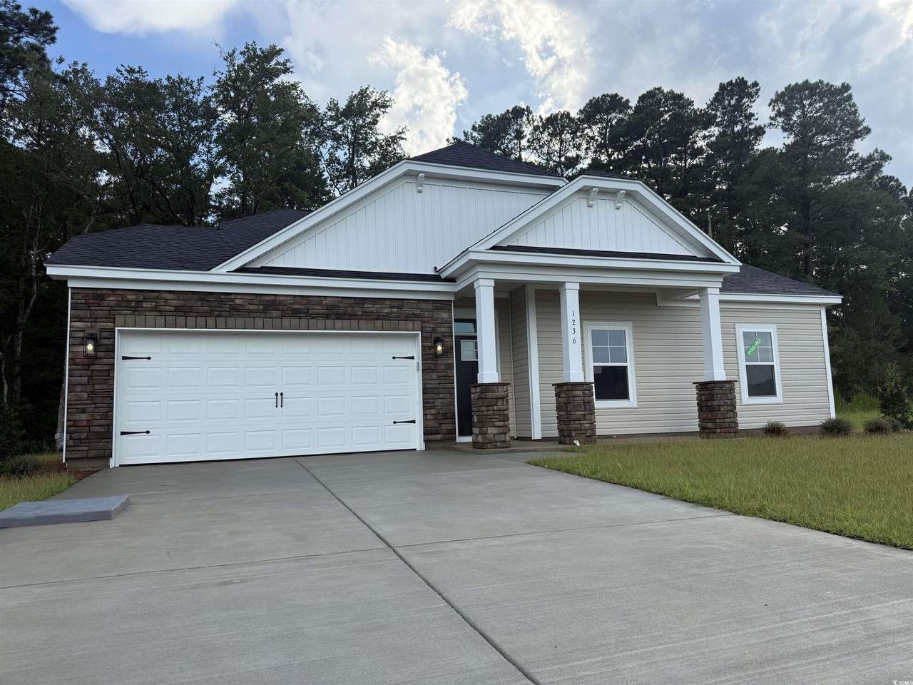 1236 Mill Banks Dr. - Photo 1