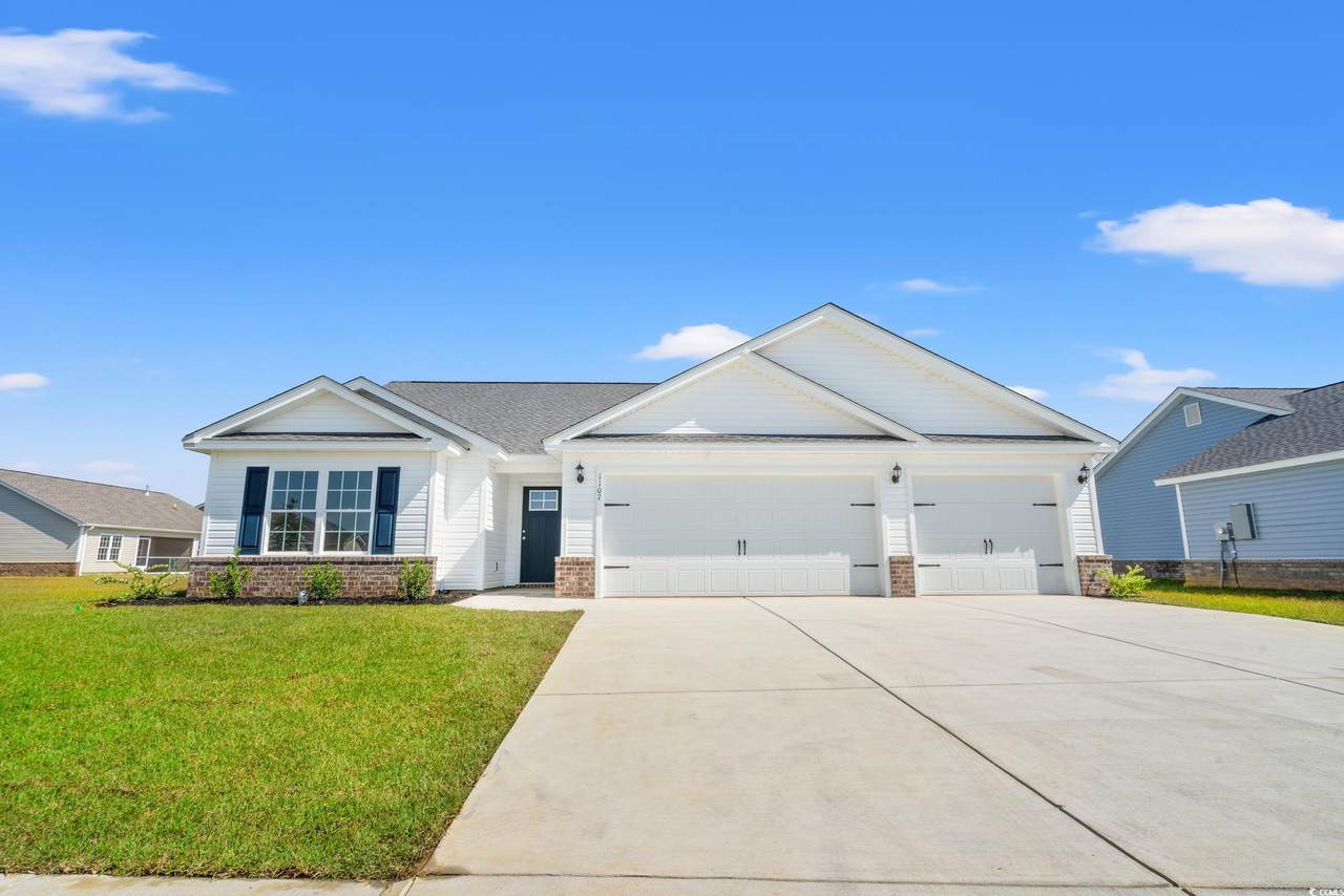 1107 Woodside Dr. - Photo 1