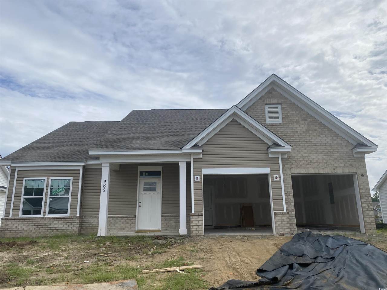 985 Oak Hollow St. - Photo 1