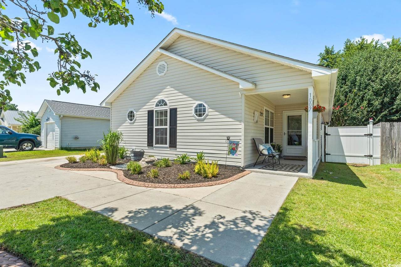 1007 Autumn Dr. - Photo 1