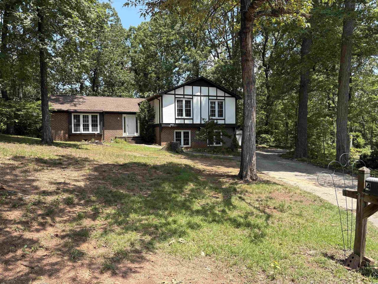 4 Edwards Mill Ct. - Photo 1