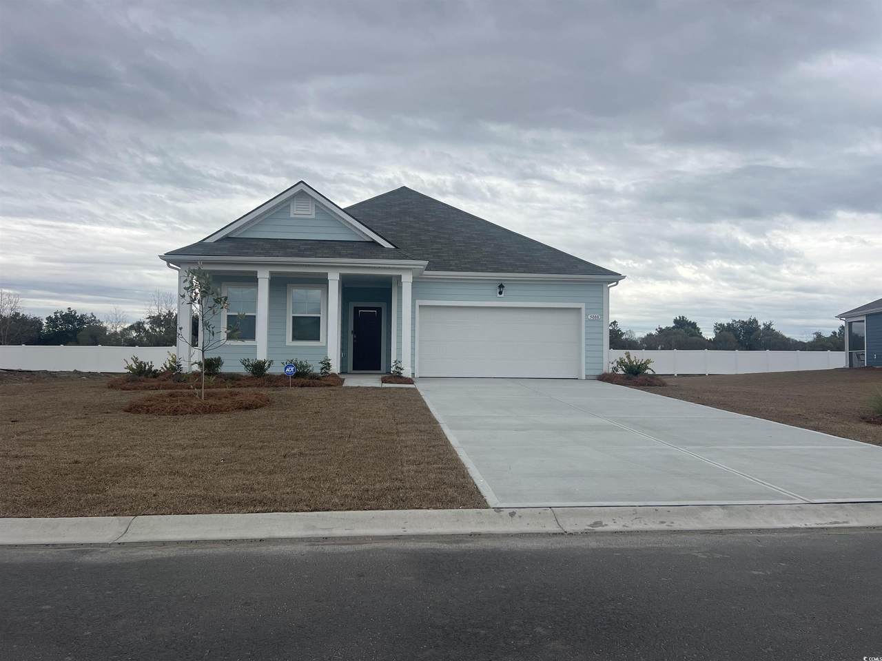 5088 Yellowstone Dr. - Photo 1