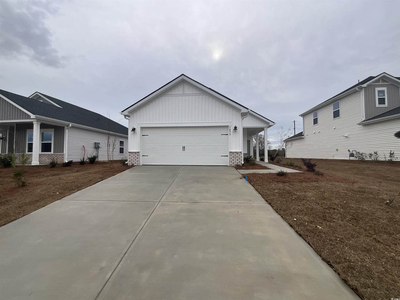 1073 Lauryn Oak Loop - Photo 1