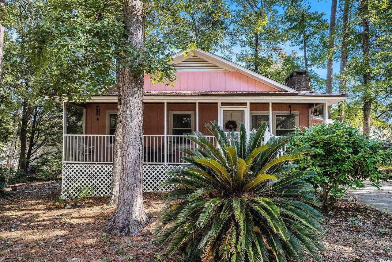 2231 Jefferson Circle - Photo 1