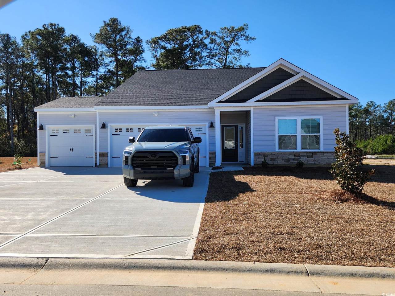 206 Mayflower Dr. - Photo 1