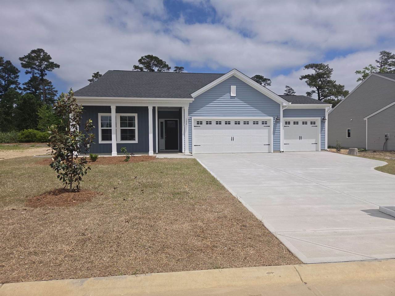 288 Mayflower Dr. - Photo 1